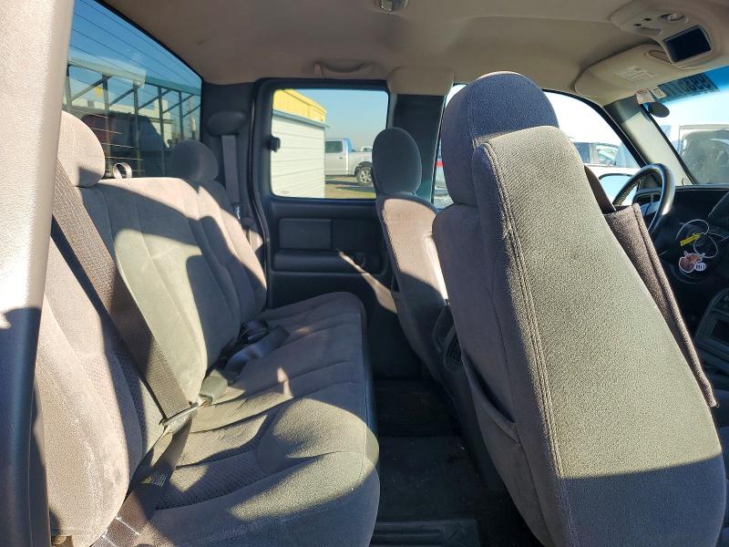 Photo 10 from auction – 2003 CHEVROLET SILVERADO with VIN 2GCEC19V031143833