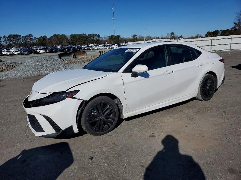 TOYOTA CAMRY 2025 with VIN 4T1DAACK3SU553640 - Photo from auction