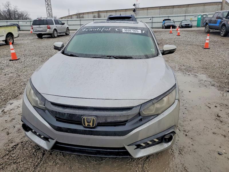 Photo 5 from auction – 2018 HONDA CIVIC EX with VIN JHMFC1F35JX030935