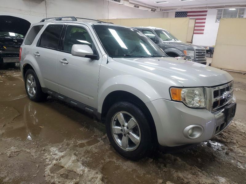 Photo 4 from auction – 2009 FORD ESCAPE LIM with VIN 1FMCU94G49KB28574