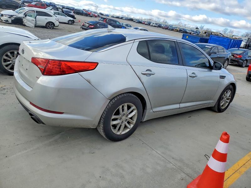 Photo 3 from auction – 2012 KIA OPTIMA LX with VIN KNAGM4A73C5281219