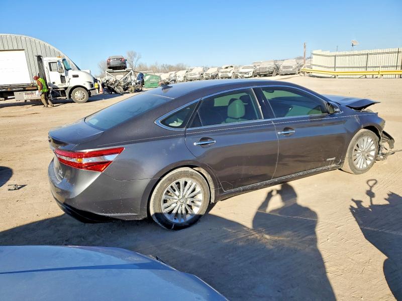 Photo 3 from auction – 2015 TOYOTA AVALON HYB with VIN 4T1BD1EB0FU036152