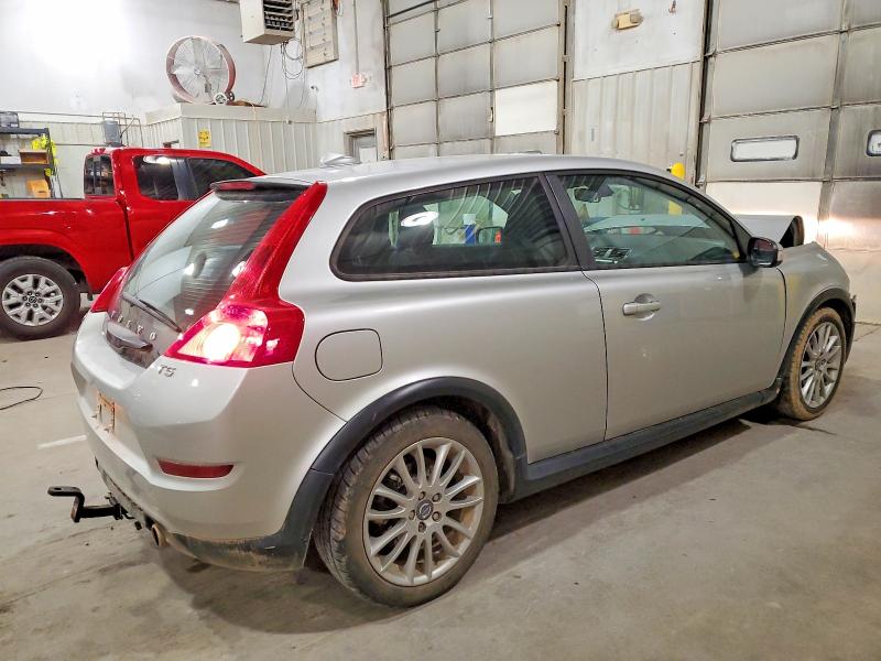 Photo 3 from auction – 2012 VOLVO C30 T5 with VIN YV1672MK6C2266140