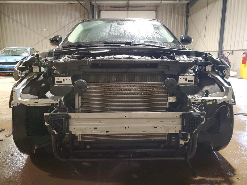 Photo 5 from auction – 2019 LAND ROVER RANGE ROVER VELAR with VIN SALYB2FV0KA226475