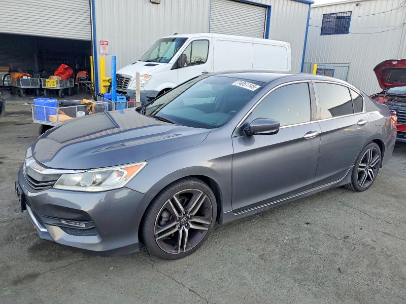 Photo 1 from auction – 2017 HONDA ACCORD with VIN 1HGCR2F10HA045591