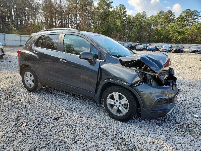 Photo 4 from auction – 2017 CHEVROLET TRAX 1LT with VIN 3GNCJLSB0HL278932