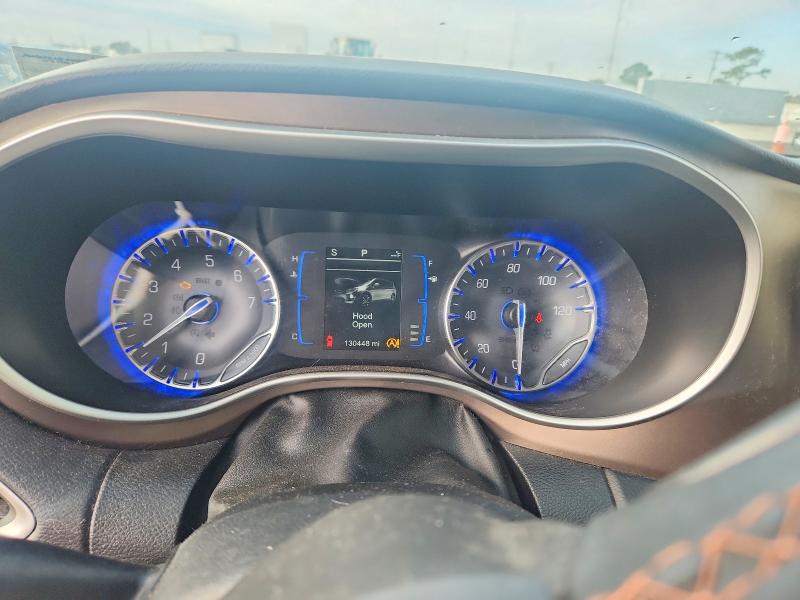 Photo 9 from auction – 2017 CHRYSLER PACIFICA T with VIN 2C4RC1BG8HR691617