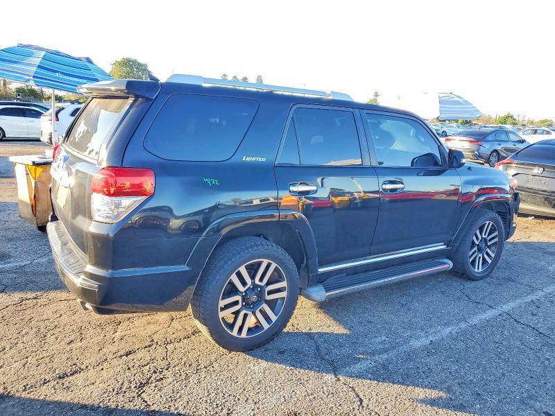 Photo 3 from auction – 2011 TOYOTA 4RUNNER SR with VIN JTEBU5JRXB5033550