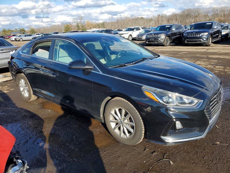 Photo 4 from auction – 2019 HYUNDAI SONATA SE with VIN 5NPE24AF1KH753536