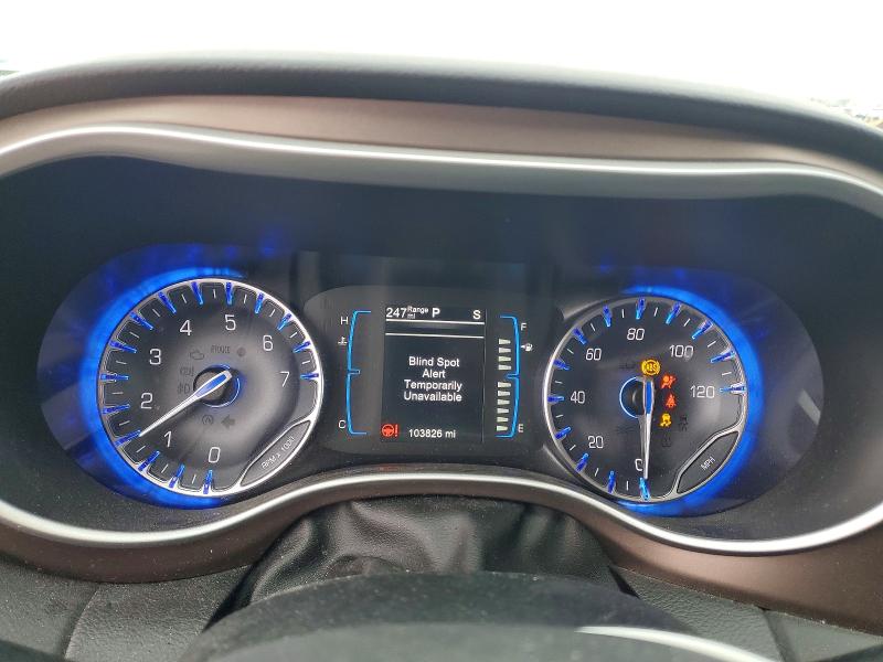 Photo 9 from auction – 2017 CHRYSLER PACIFICA T with VIN 2C4RC1DG5HR592394