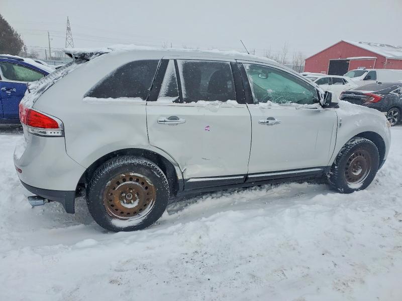 Photo 3 from auction – 2011 LINCOLN MKX with VIN 2LMDJ8JK9BBJ12519