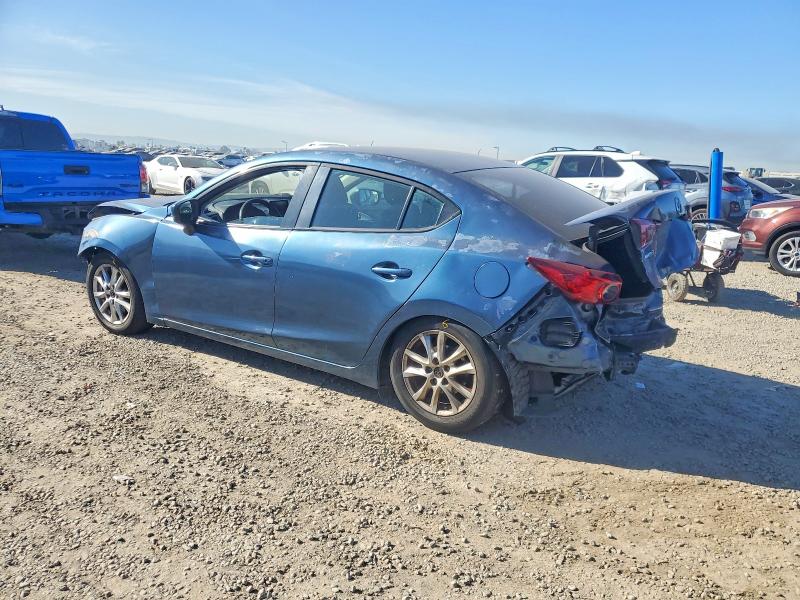 Photo 2 from auction – 2017 MAZDA 3 with VIN 3MZBN1U74HM134426