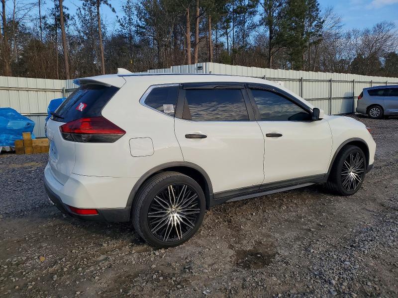 Photo 3 from auction – 2018 NISSAN ROGUE S with VIN KNMAT2MT1JP501435