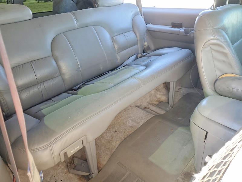 Photo 11 from auction – 1996 GMC YUKON with VIN 3GKEK18R2TG504496