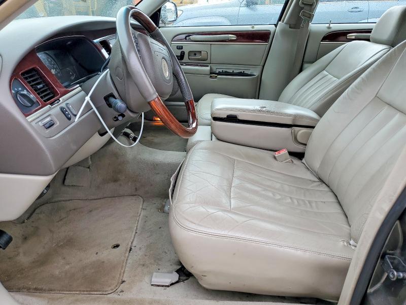 Photo 7 from auction – 2003 LINCOLN TOWN CAR S with VIN 1LNHM82W83Y634097