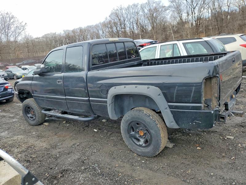Photo 2 from auction – 1996 DODGE RAM 1500 with VIN 3B7HF13Y7TG140751