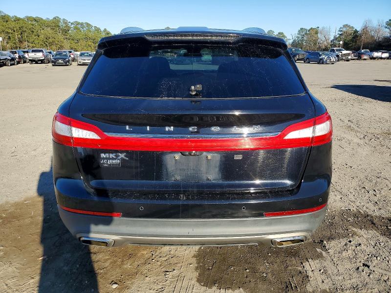 Photo 6 from auction – 2016 LINCOLN MKX RESERV with VIN 2LMPJ6LRXGBL37342