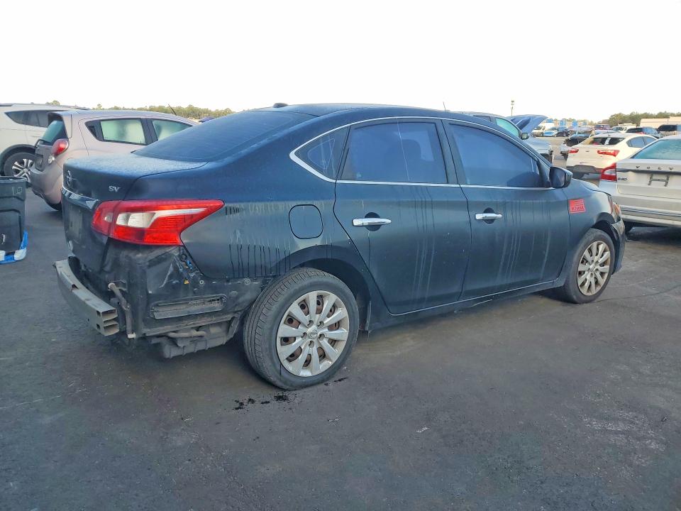 Photo 3 from auction – 2017 NISSAN SENTRA with VIN 3N1AB7AP5HY267903