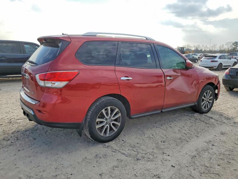 Photo 3 from auction – 2014 NISSAN PATHFINDER with VIN 5N1AR2MN7EC602763