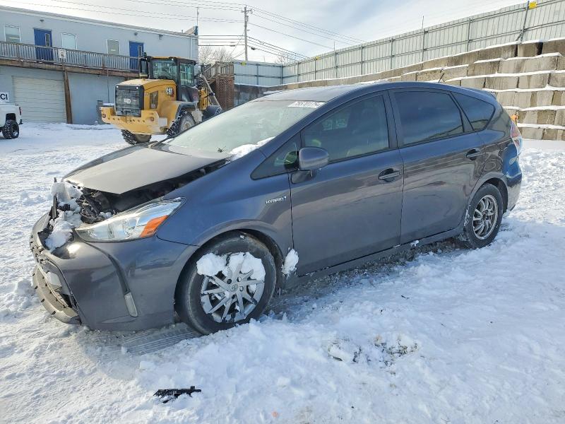 TOYOTA PRIUS V 2015 with VIN JTDZN3EU2FJ027905 - Photo from auction