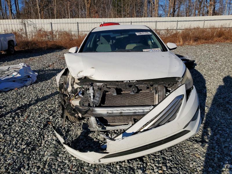 Photo 5 from auction – 2017 HYUNDAI SONATA with VIN 5NPE24AF2HH521195
