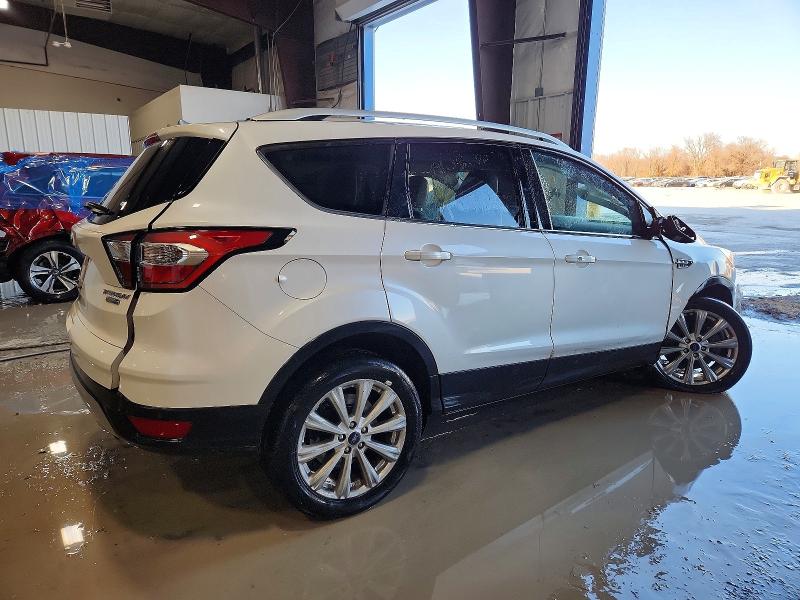 Photo 3 from auction – 2017 FORD ESCAPE TIT with VIN 1FMCU9J96HUB95699