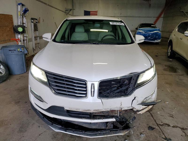 Photo 5 from auction – 2017 LINCOLN MKC SELECT with VIN 5LMCJ2D9XHUL34564