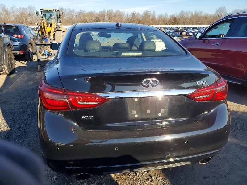 Photo 6 from auction – 2018 INFINITI Q50 LUXE with VIN JN1EV7AR0JM443274