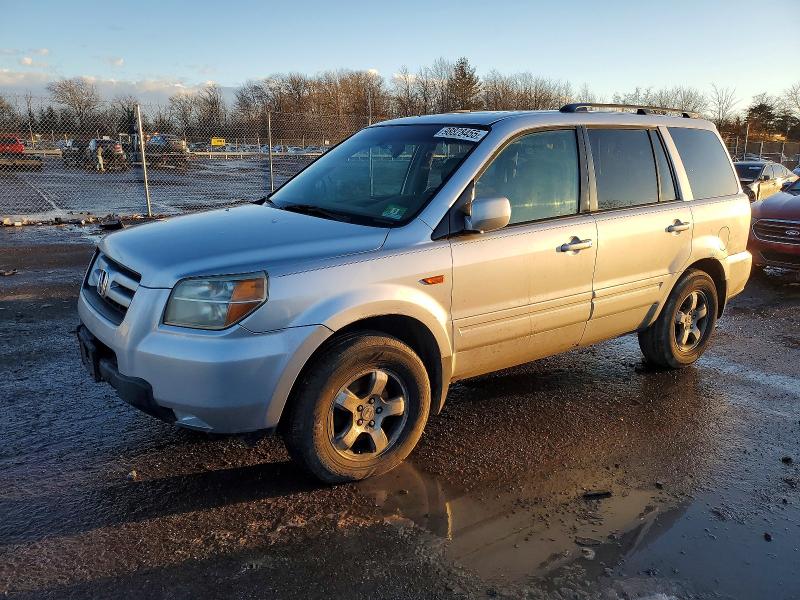 HONDA PILOT EX 2006 with VIN 2HKYF18606H554456 - Photo from auction