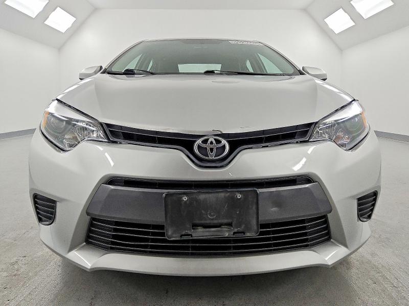 Photo 5 from auction – 2016 TOYOTA COROLLA with VIN 5YFBURHE0GP383858
