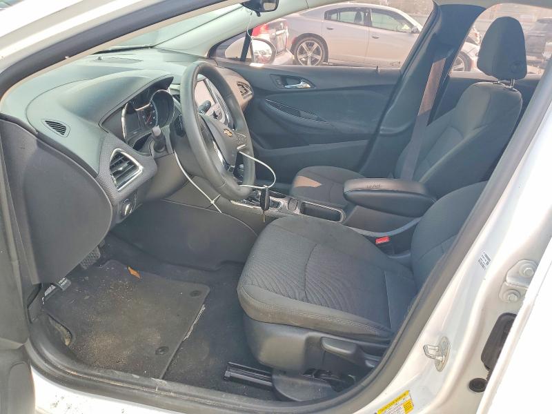 Photo 7 from auction – 2017 CHEVROLET CRUZE with VIN 1G1BE5SM7H7271690