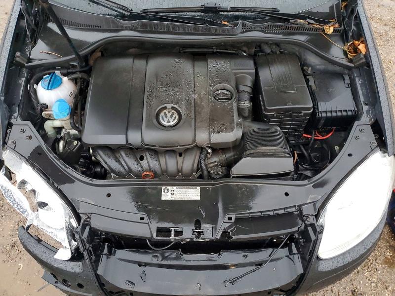 Photo 11 from auction – 2010 VOLKSWAGEN JETTA with VIN 3VWJX7AJ2AM015059