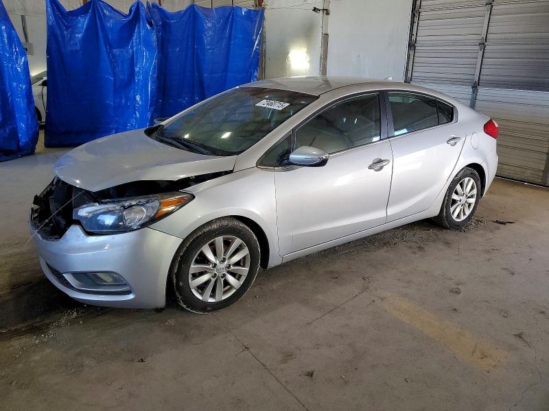 Zdjęcie 1 z aukcji – 2015 KIA FORTE EX z VIN KNAFX4A88F5371207