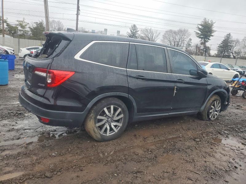 Photo 3 from auction – 2019 HONDA PILOT with VIN 5FNYF6H55KB031902
