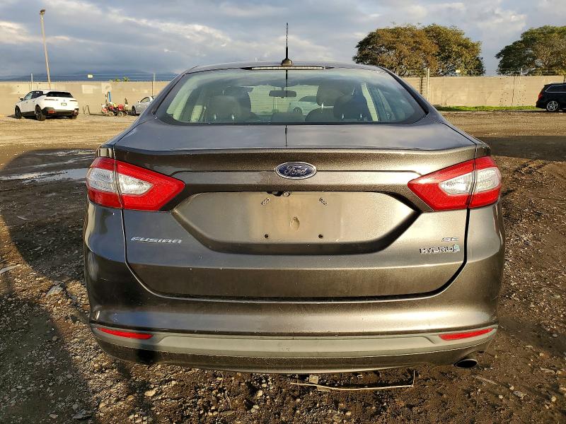 Photo 6 from auction – 2016 FORD FUSION SE with VIN 3FA6P0LU3GR330705