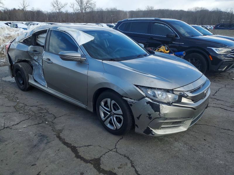 Photo 4 from auction – 2017 HONDA CIVIC with VIN 2HGFC2F50HH528405