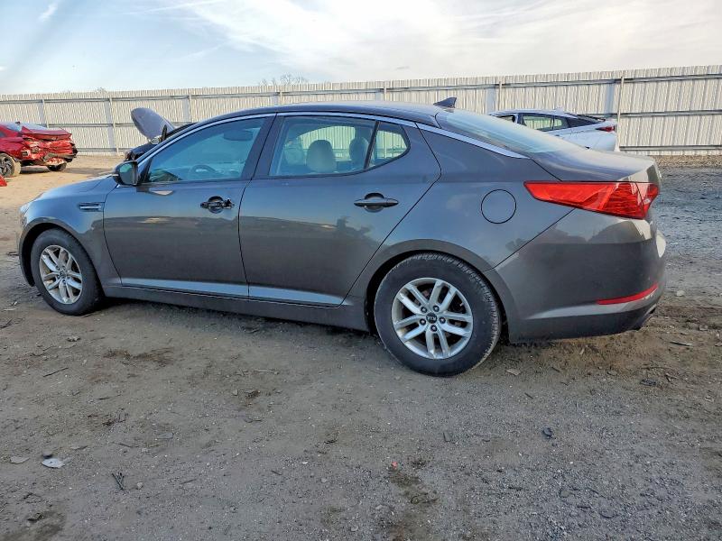 Photo 2 from auction – 2011 KIA OPTIMA with VIN KNAGM4A73B5071444