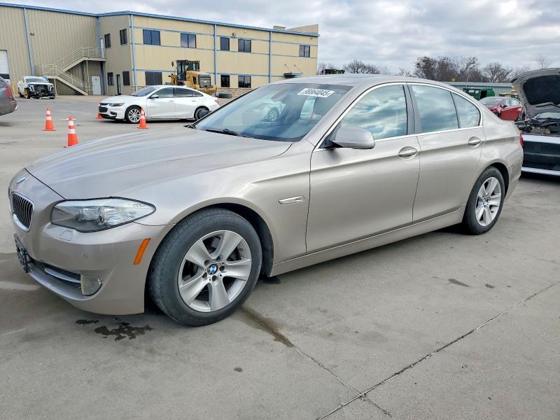 BMW 528 I 2011 with VIN WBAFR1C59BC260117 - Photo from auction
