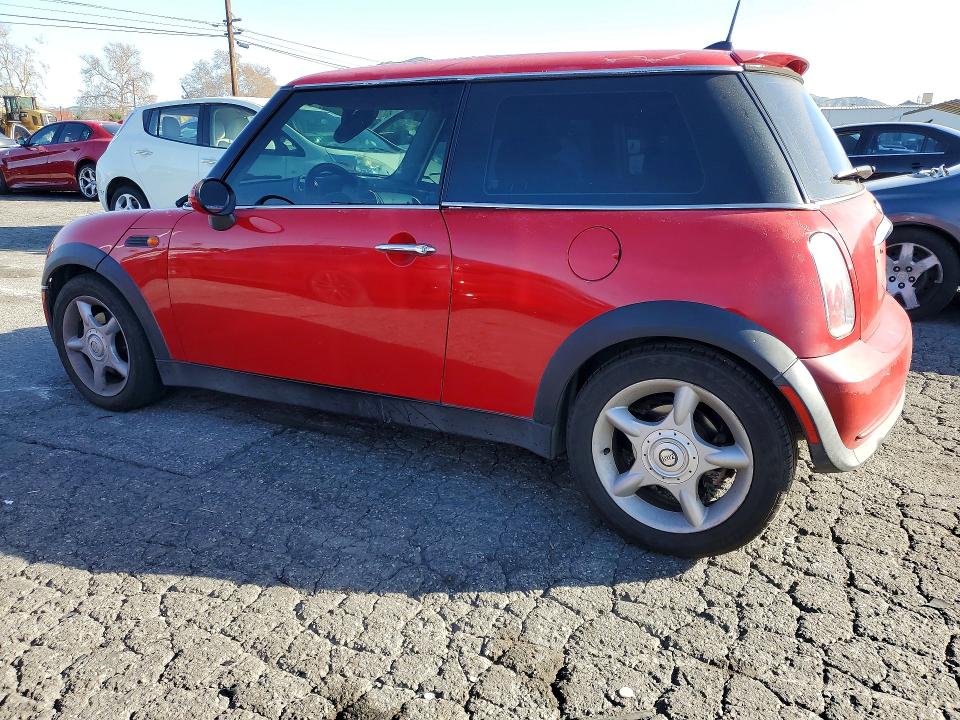 Photo 2 from auction – 2006 MINI COOPER with VIN WMWRC33516TK66753