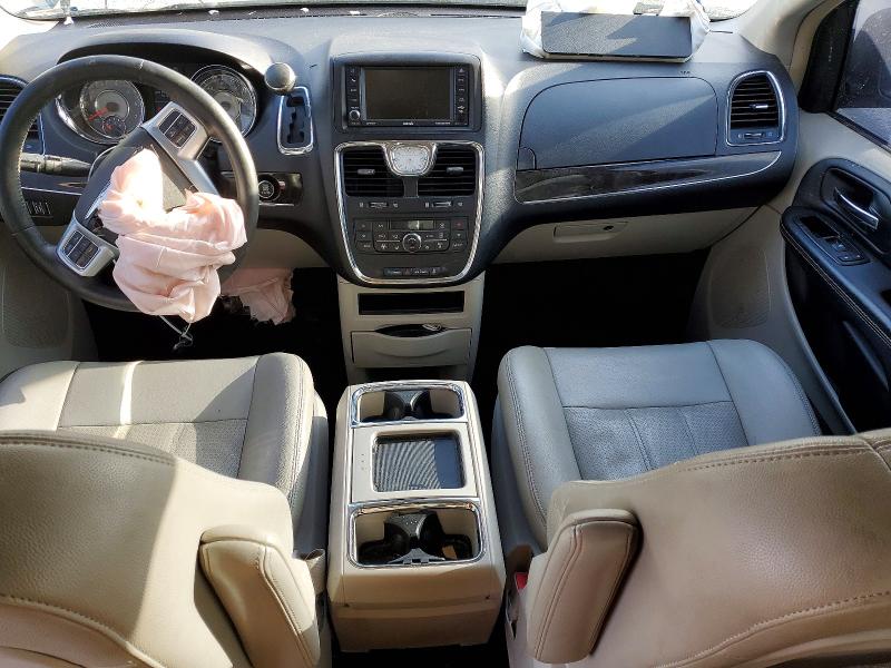 Photo 8 from auction – 2012 CHRYSLER TOWN & COU with VIN 2C4RC1CG2CR339463