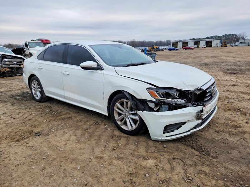 Photo 4 from auction – 2020 VOLKSWAGEN PASSAT SE with VIN 1VWSA7A33LC015633