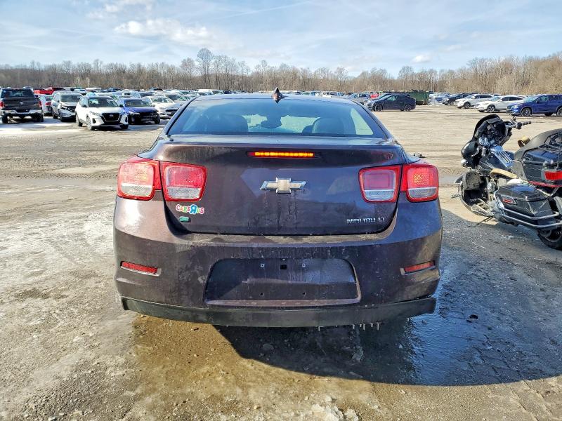 Photo 6 from auction – 2015 CHEVROLET MALIBU 1LT with VIN 1G11C5SLXFF181011