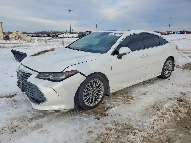 TOYOTA AVALON 2022 with VIN 4T1DZ1FB3NU083618 - Photo from auction