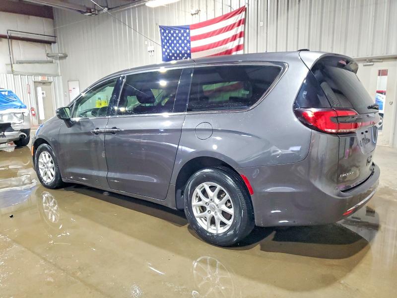 Photo 2 from auction – 2023 CHRYSLER PACIFICA T with VIN 2C4RC1BG4PR514576