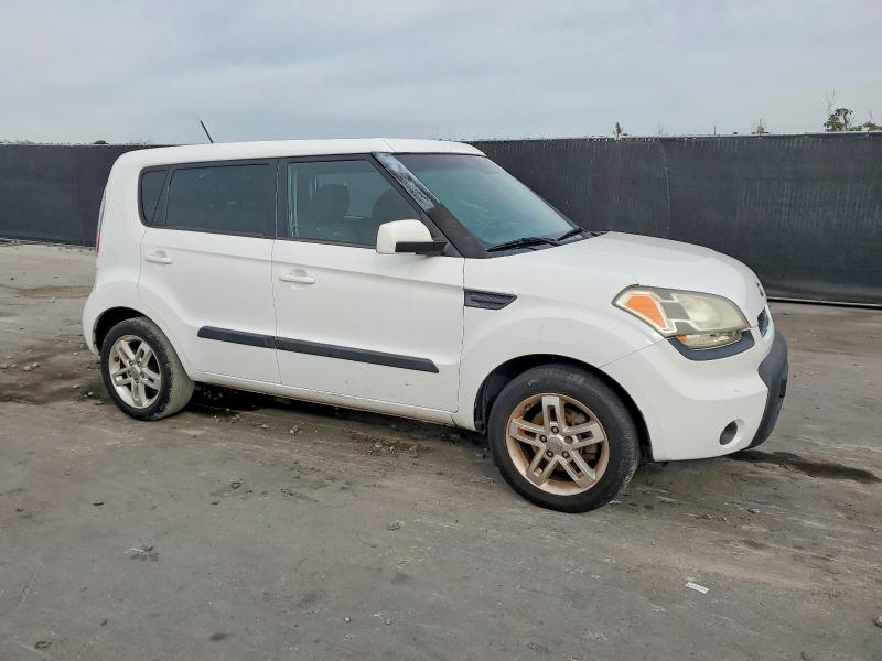 Photo 4 from auction – 2011 KIA SOUL + with VIN KNDJT2A22B7707506