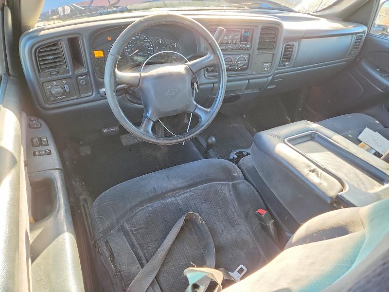 Photo 8 from auction – 2002 CHEVROLET SILVERADO with VIN 2GCEK19TX21302213