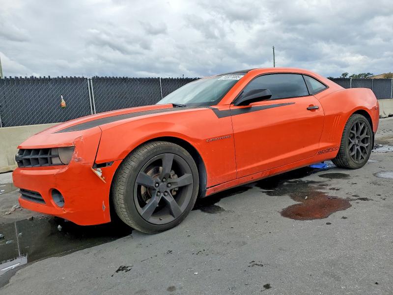 CHEVROLET CAMARO LS 2012 with VIN 2G1FA1E37C9157091 - Photo from auction
