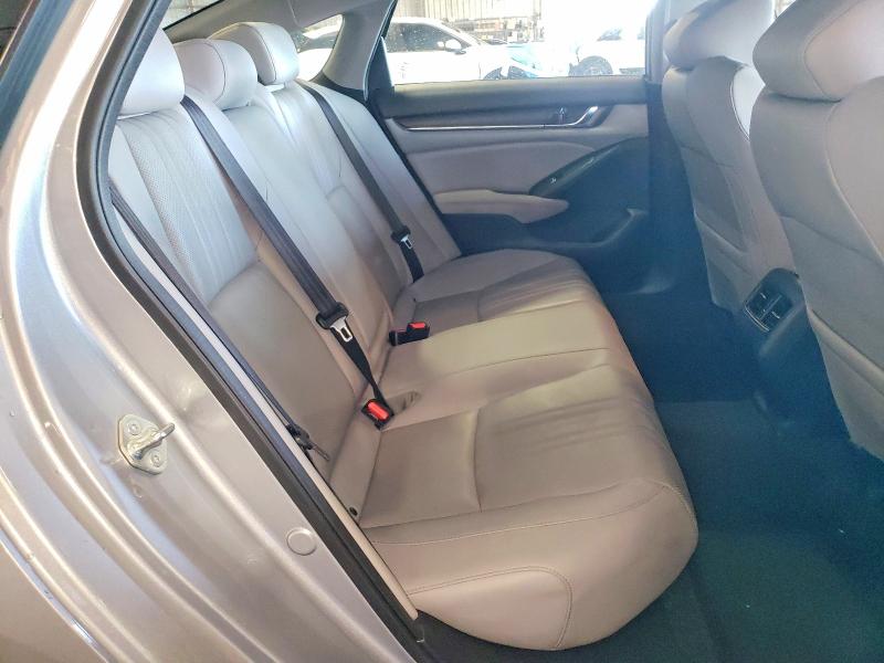 Photo 10 from auction – 2018 HONDA ACCORD with VIN 1HGCV1F50JA217147