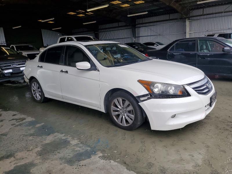 Photo 4 from auction – 2012 HONDA ACCORD with VIN 1HGCP3F83CA040080