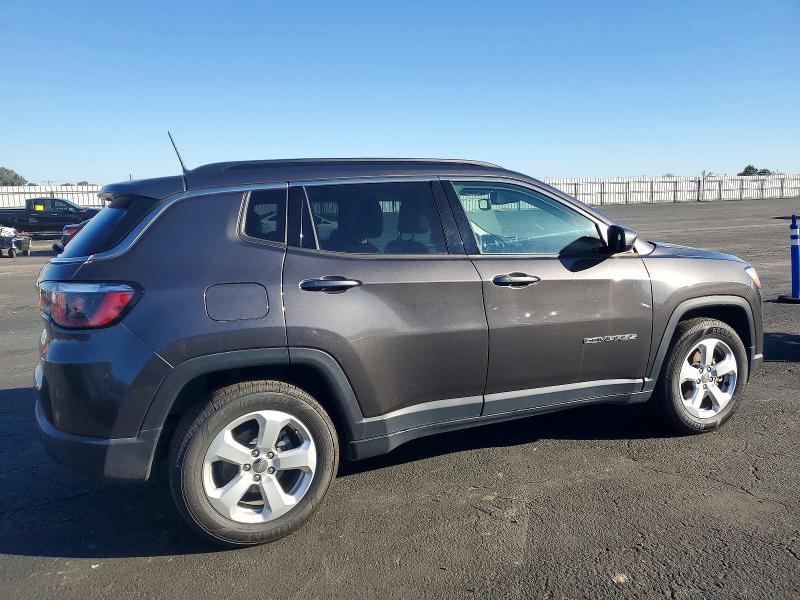Photo 3 from auction – 2019 JEEP COMPASS with VIN 3C4NJCBB4KT750042
